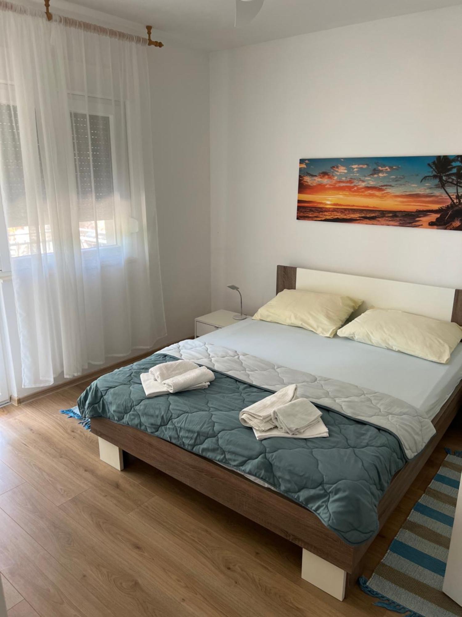 Petra Apartment *
